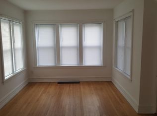4861 W Warwick Ave FLOOR 1, Chicago, IL 60641