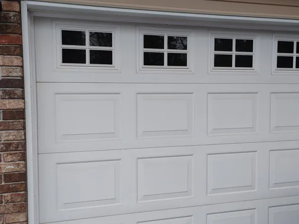 1027 Pondview Ct, Vadnais Heights, MN 55127