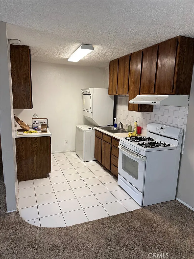 1 bed, 650 sqft, $2,150 — Photo 2