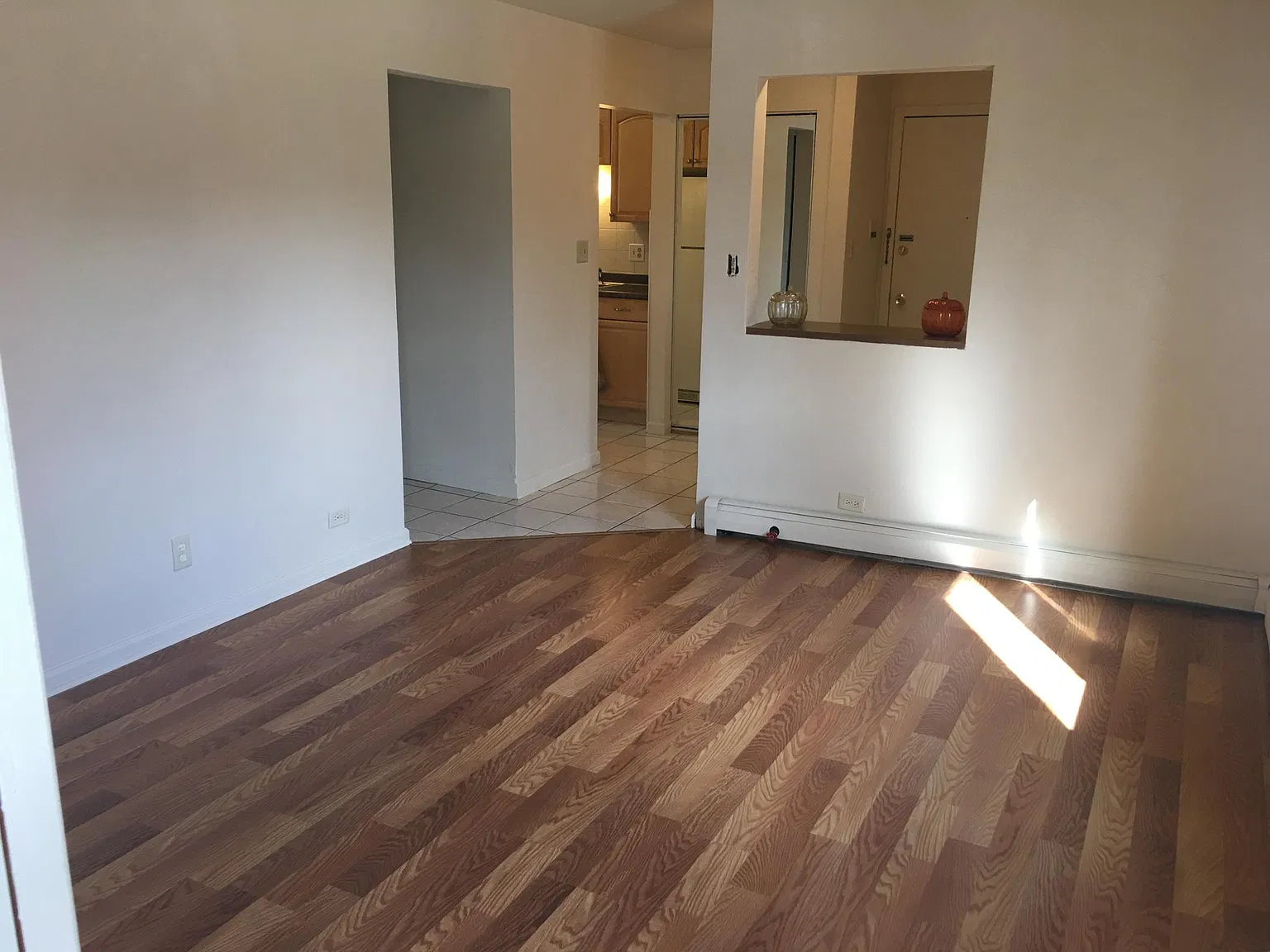1704 W Victoria Dr — Photo 3