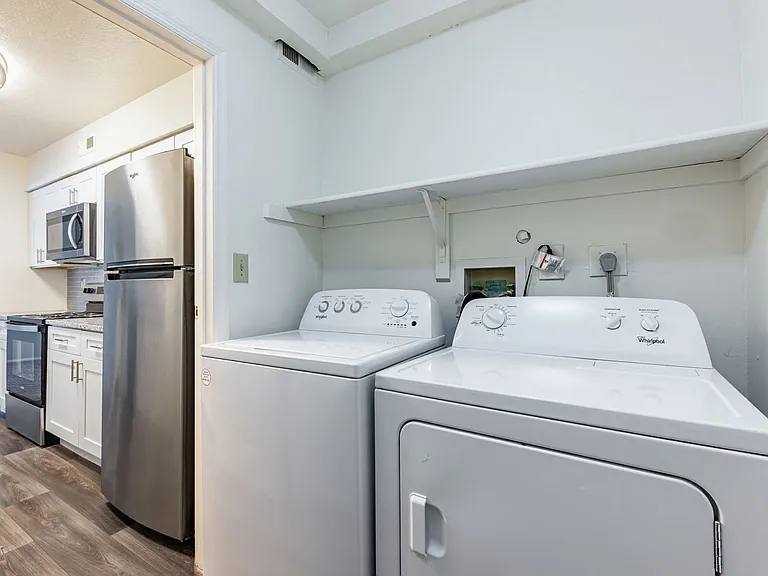 Hidden Lakes Apartment Homes — Photo 20
