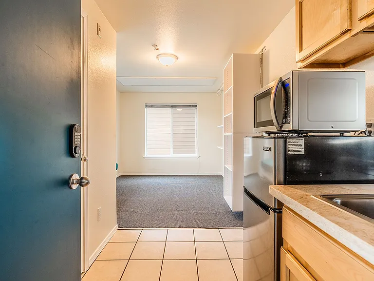 Solana Apodment Homes | International District — Photo 23