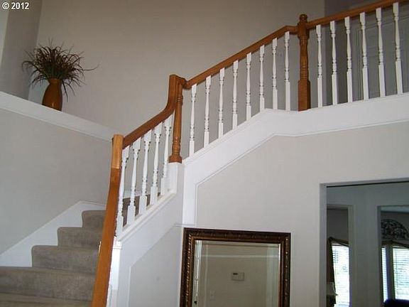 3rd image of 468 SE Brookwood Ave