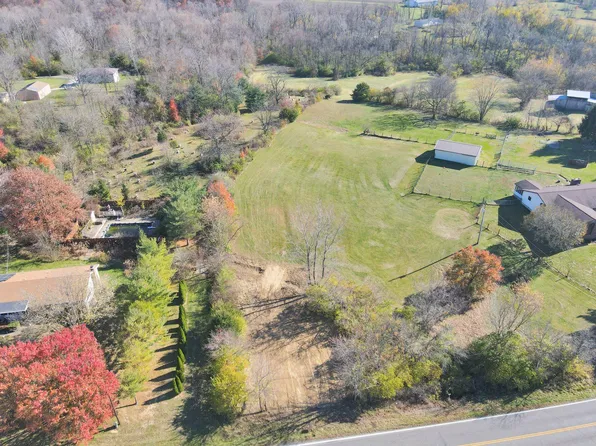 7083 State Route 188, Circleville, OH 43113