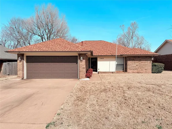 1909 Fountain Vw, Edmond, OK 73013