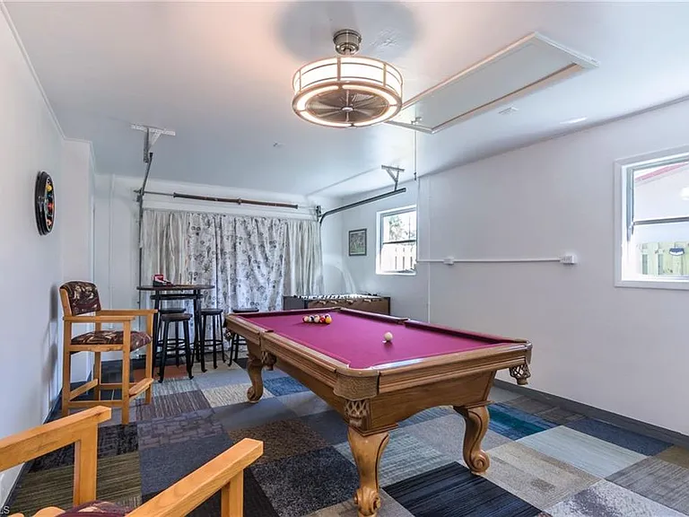 28 Constitution Dr — Photo 20