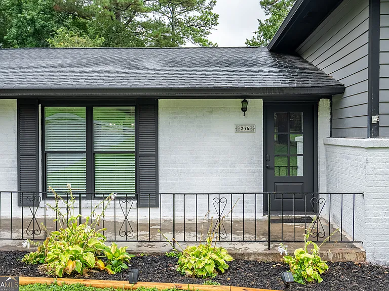 236 Pioneer Trl — Photo 34