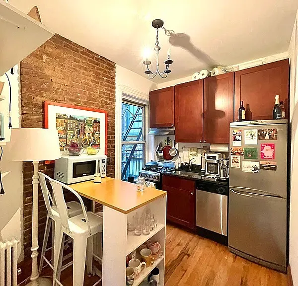 10 Gay St #4A — Photo 3