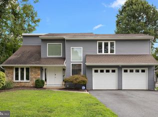 7 Bellemeade Ct, Wilmington, DE 19810