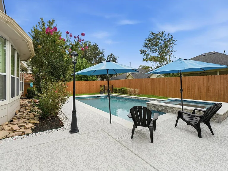 15815 Mossy Shores Ct — Photo 25