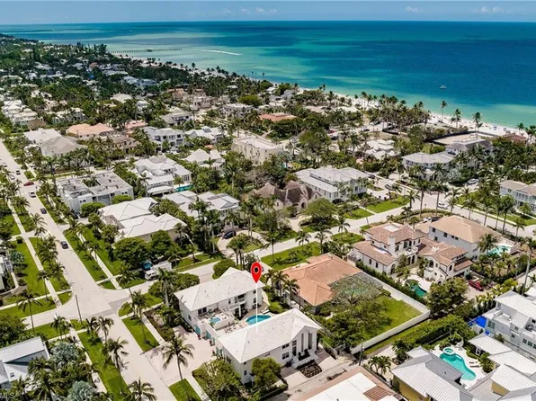 390 2nd ST S #4, NAPLES, FL 34102