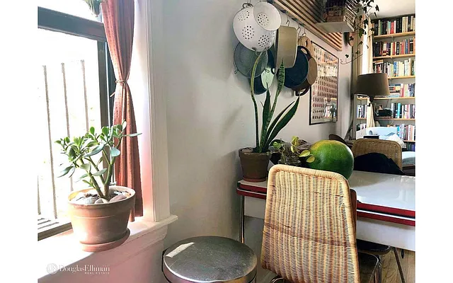 Rented by Douglas Elliman | media 23