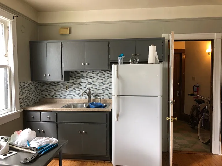 2816 N Fratney St #4 — Photo 17