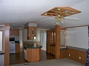 3rd image of 1529 Creek Side Cir