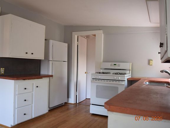 5th image of 522 S 3rd St