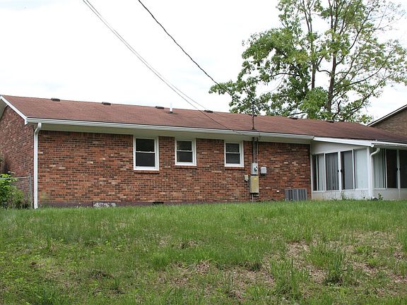 2nd image of 125 Periwinkle Dr