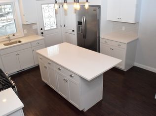 479 Sherman St APT 1, Canton, MA 02021