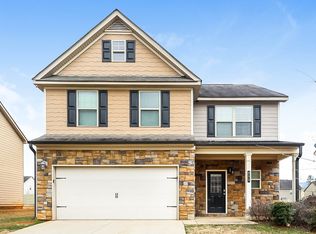 252 Bandelier Cir, Hampton, GA 30228