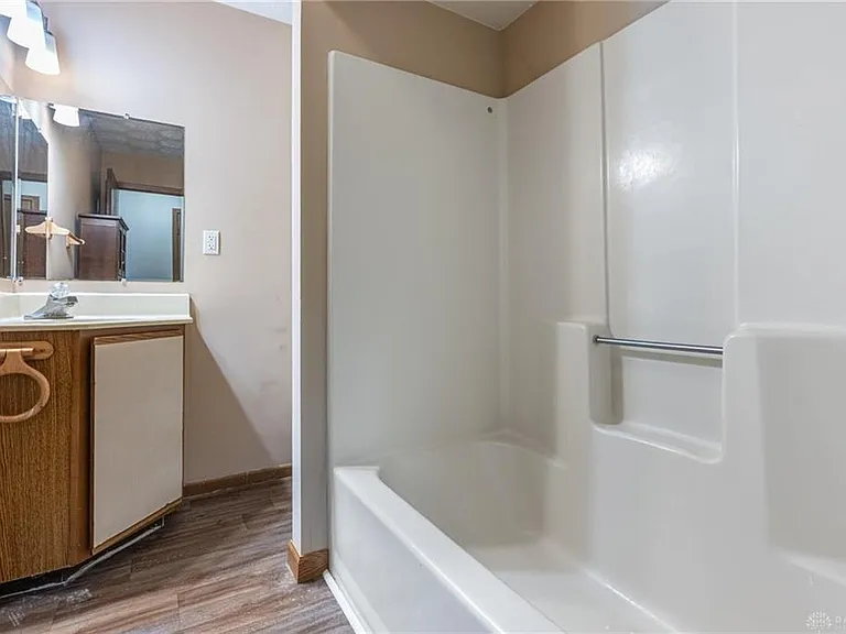 160 N 4th St #162 — Photo 14