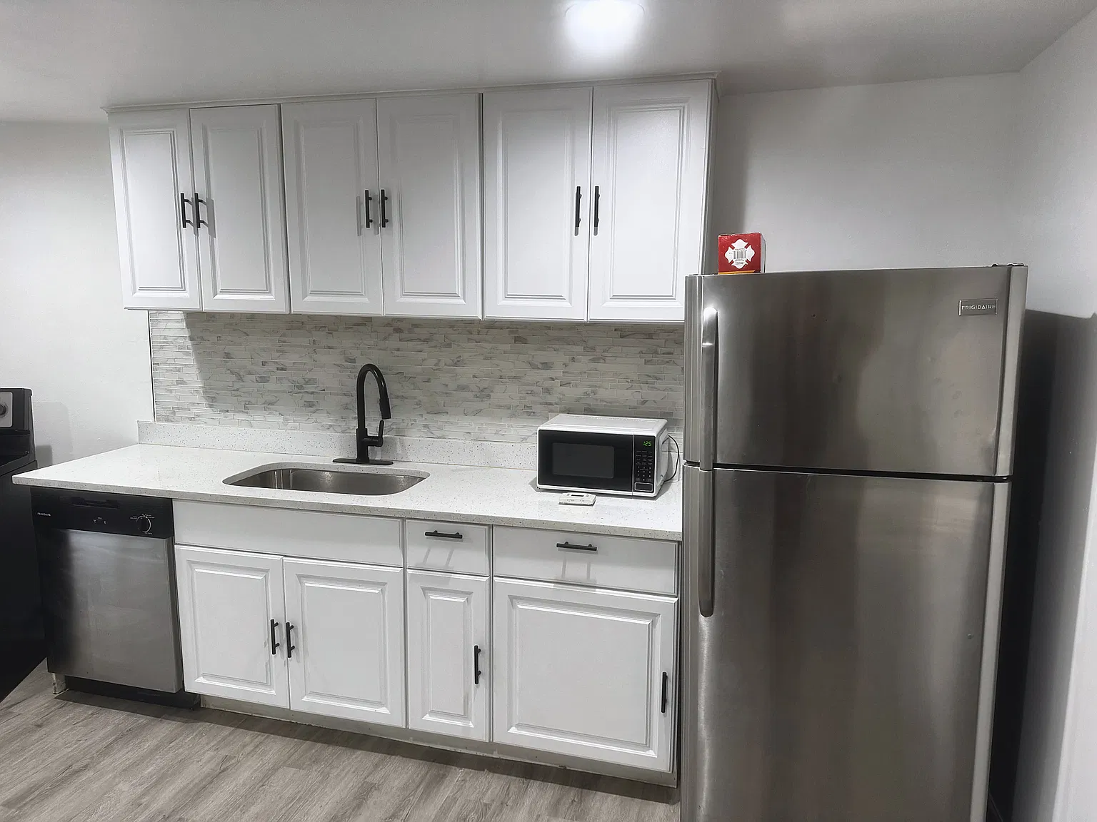 154 Monastery Place - 1 — Photo 3