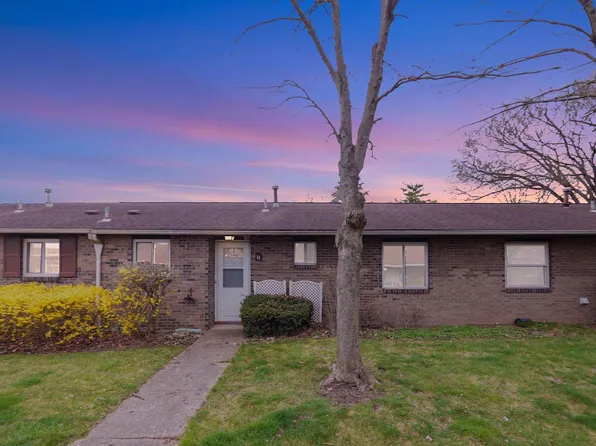 2372 Woodbrook Cir N APT B, Columbus, OH 43223
