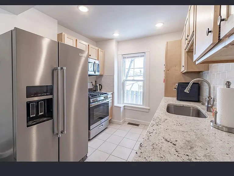 351 Morse Ave — Photo 5