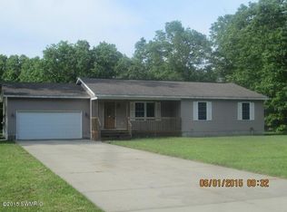 3351 White Eagle Dr, Muskegon, MI 49442