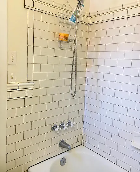 16 W Mount Vernon Pl #1E — Photo 9
