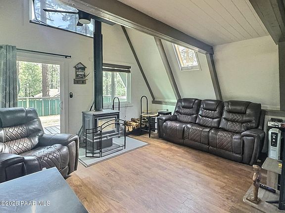 3rd image of 2755 E Tunnel Rd