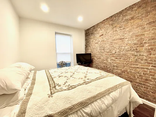 Rented by Living New York | media 22