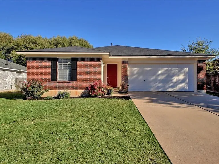 1502 Mayapple St — Photo 1