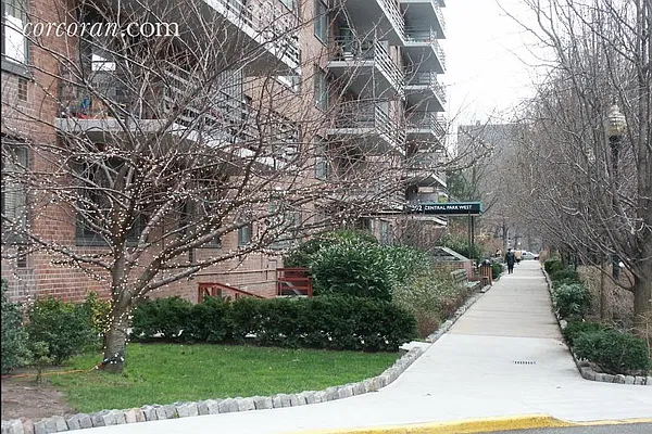 Rented by Corcoran | media 29