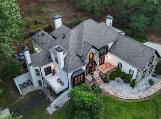 2878 Heather Row Rdg, Lilburn, GA 30047