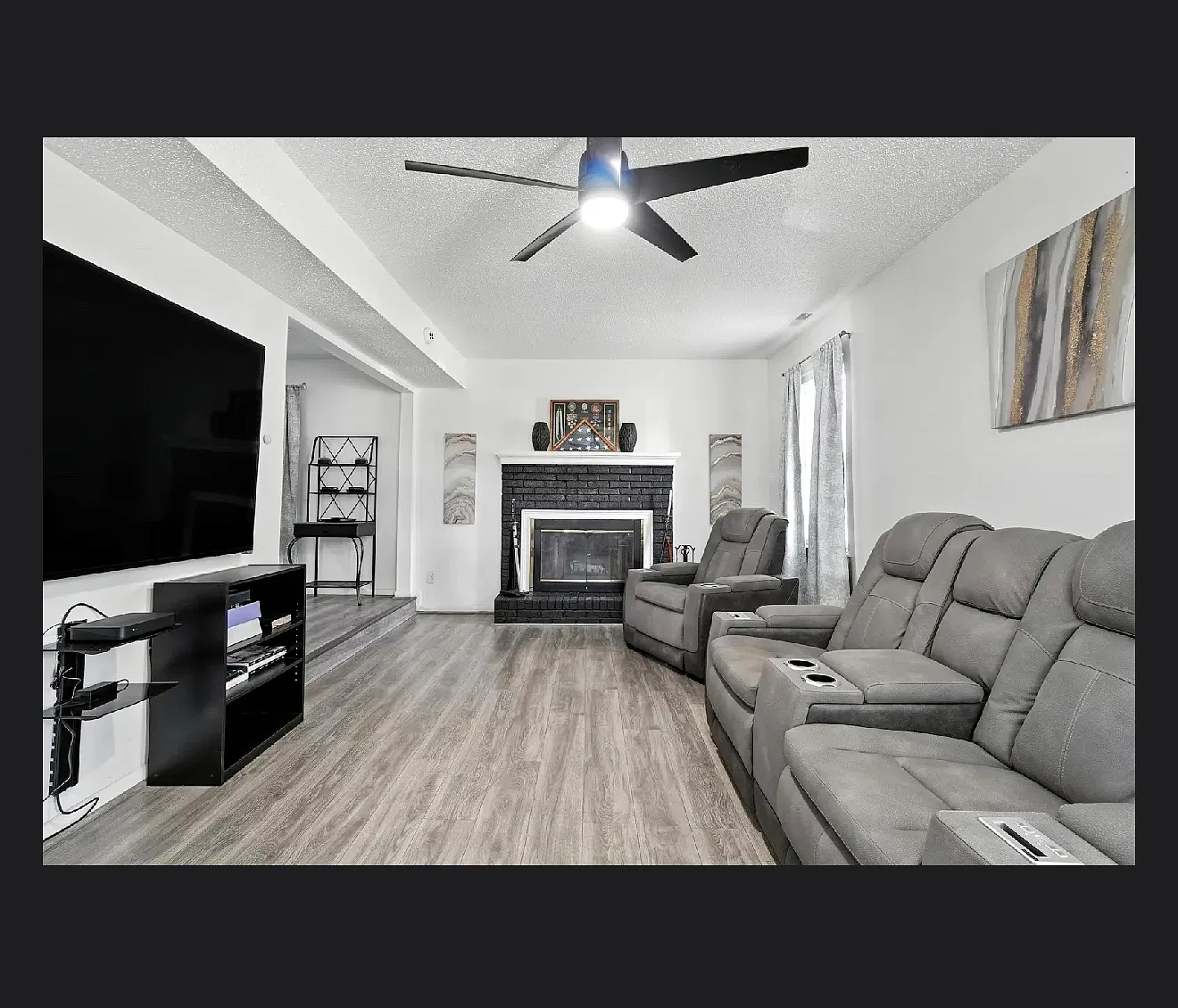 4 bed, 2100 sqft, $3,200 — Photo 3