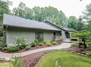 7202 Hidden Ridge Dr SE, Grand Rapids, MI 49546