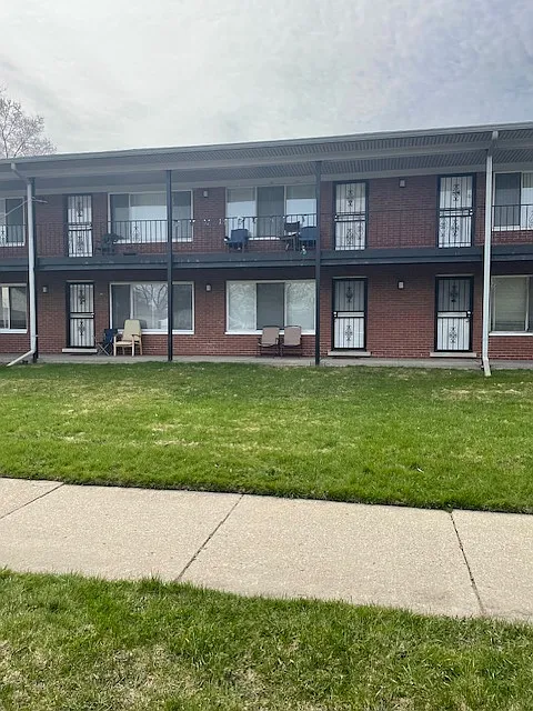 14725 Joy Rd #105