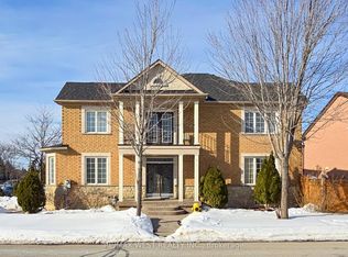 56 Planter Cres, Vaughan, ON L4H 2V5