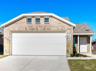 1708 Crossbill St, Forney, TX 75126