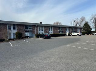 349 Main Rd APT 202, Tiverton, RI 02878