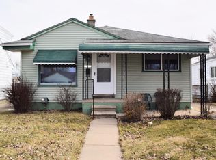 24636 Hayes Rd, Eastpointe, MI 48021