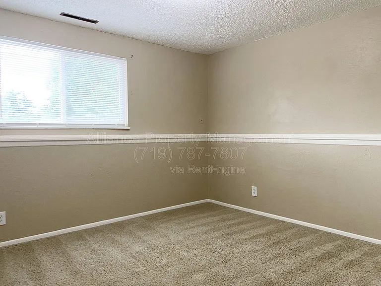 6087 Del Rey Dr — Photo 33