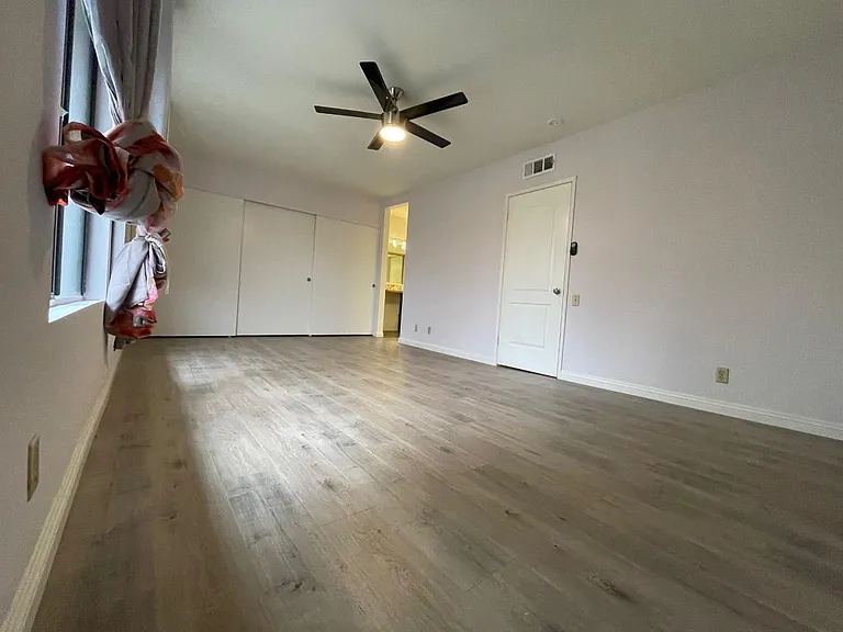 848 W Huntington Dr #40 — Photo 9