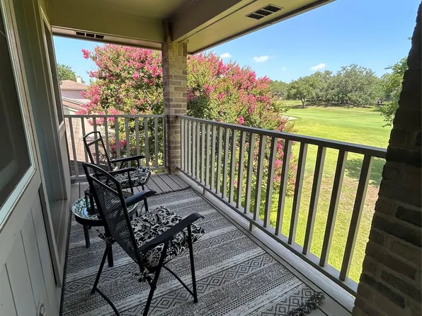 11121 Pinehurst Dr APT D, Austin, TX 78747