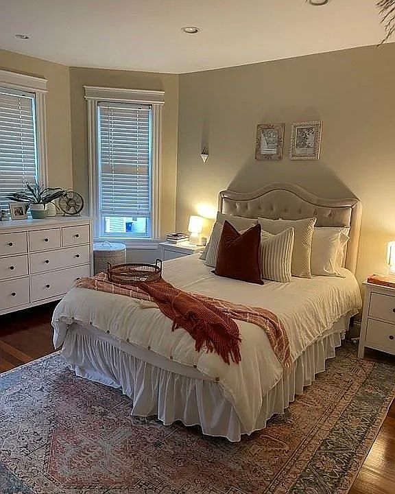 large master bedroom