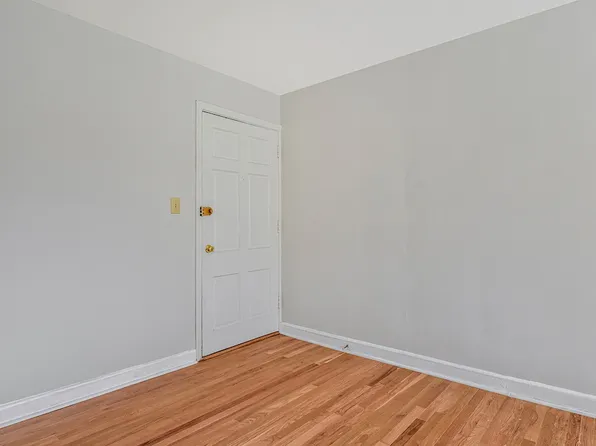 5700 Washington Blvd APT 3, Arlington, VA 22205
