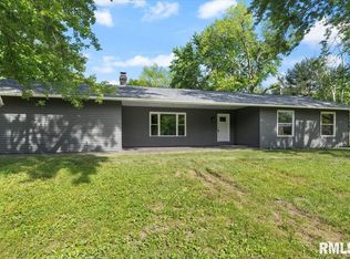 604 Evergreen Dr, Chatham, IL 62629