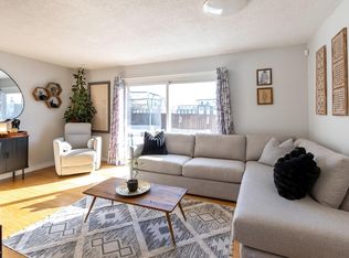 3859 85th St NW, Edmonton, AB T6K 2L5