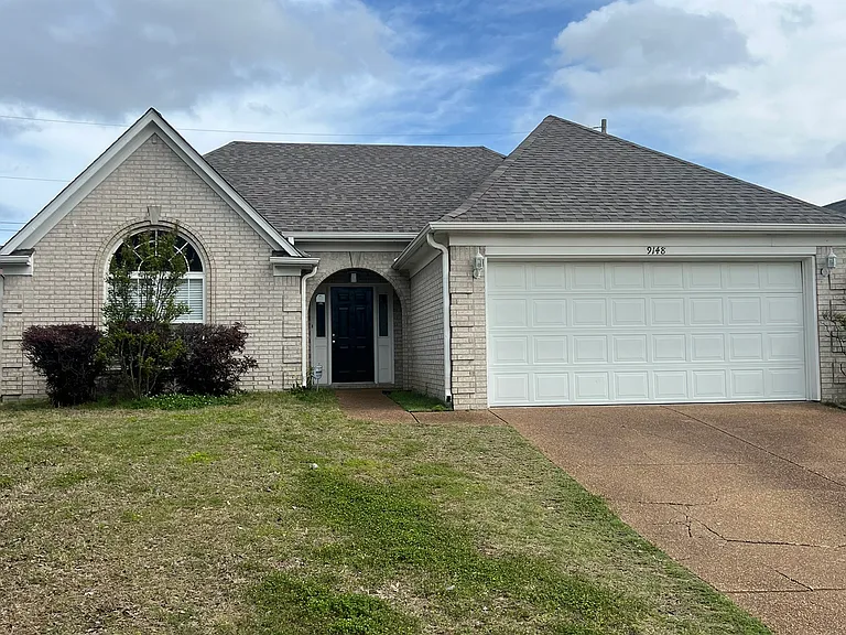 9148 Chimneyrock Blvd — Photo 1