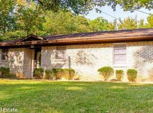 316 S Jefferson St, Pilot Point, TX 76258