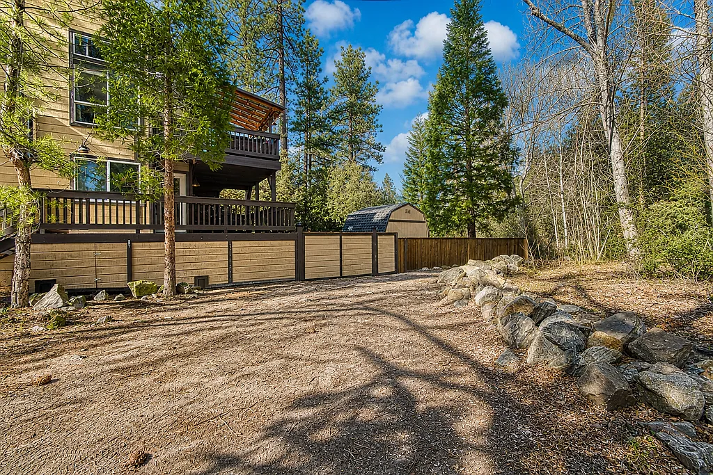 2116 Bernina Drive - 2 — Photo 2